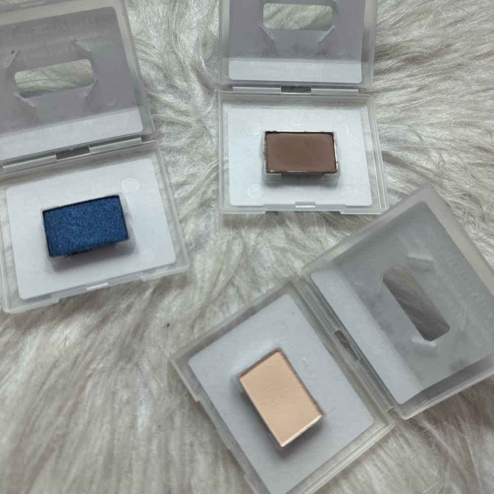 mary kay mineral eye color eyeshadows - Picture 2 of 2